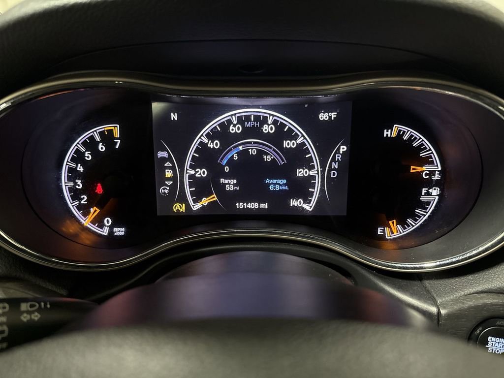 Used 2017 Jeep Grand Cherokee Limited w/ Luxury Group II image 12