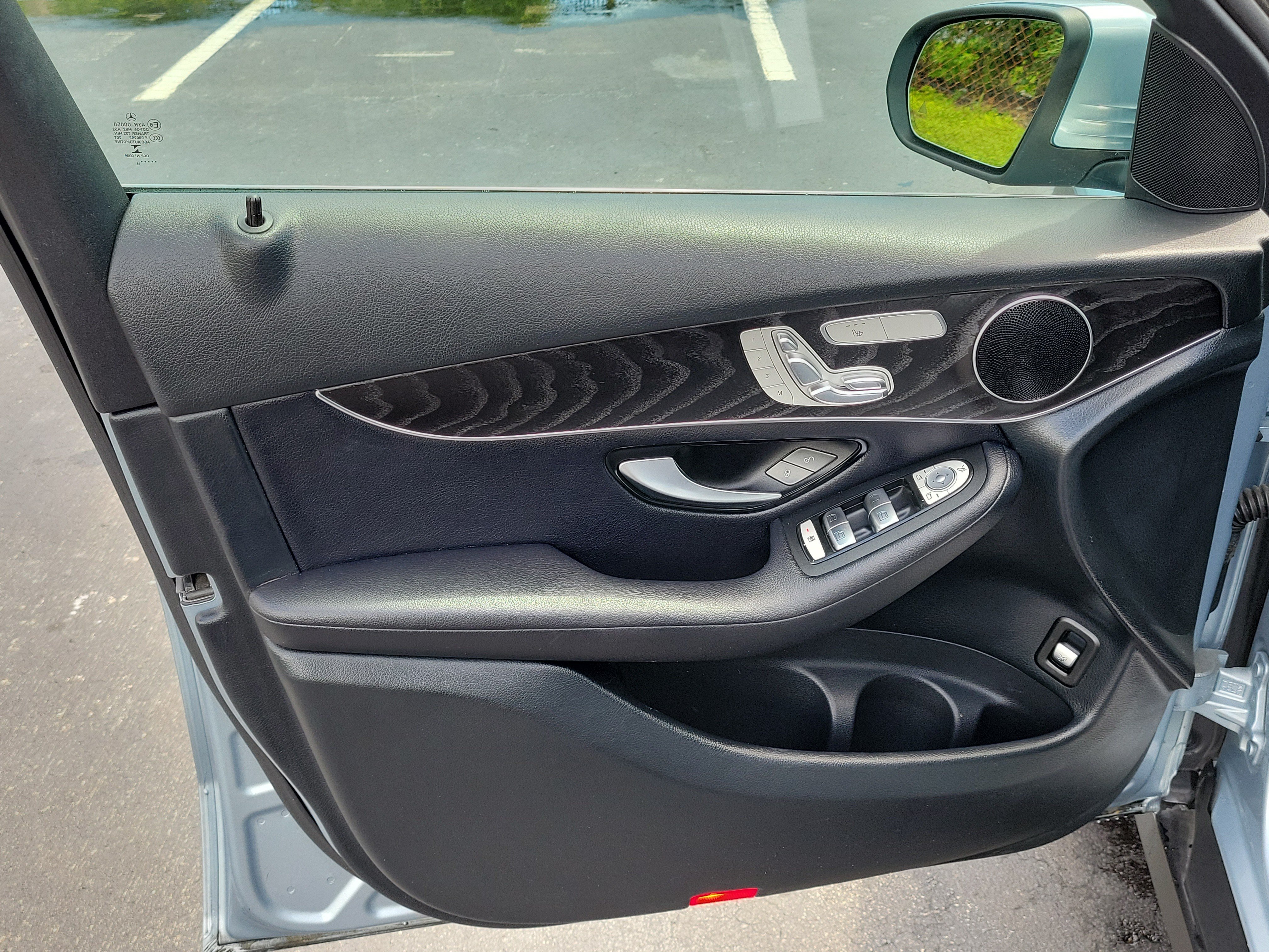 Used 2018 Mercedes-Benz GLC 300 image 17