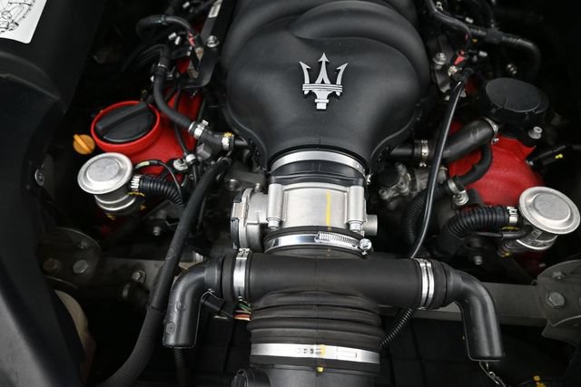 Used 2013 Maserati GranTurismo Sport RWD image 23