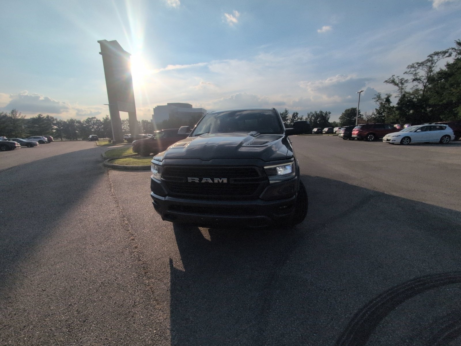 Used 2021 RAM 1500 Laramie w/ Sport Appearance Package AWD/4WD image 17