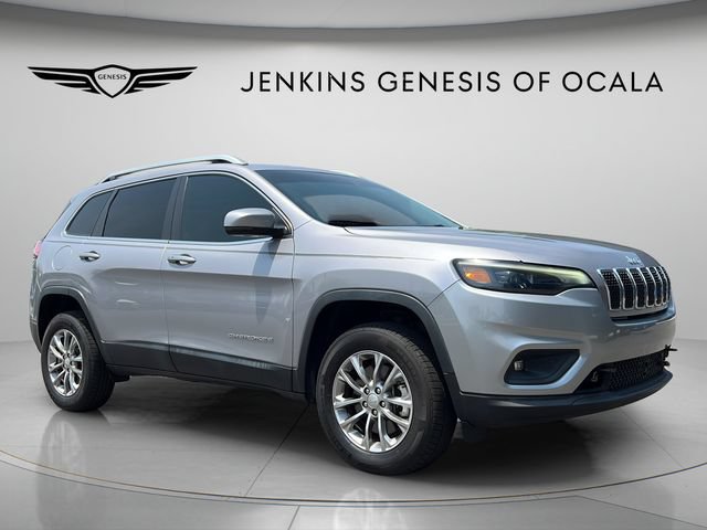 Used 2021 Jeep Cherokee Latitude Lux w/ Comfort/Convenience Group AWD/4WD image 1