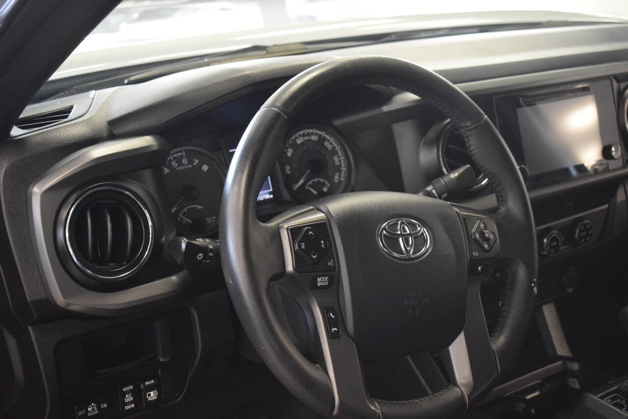 Used 2017 Toyota Tacoma TRD Off-Road image 48