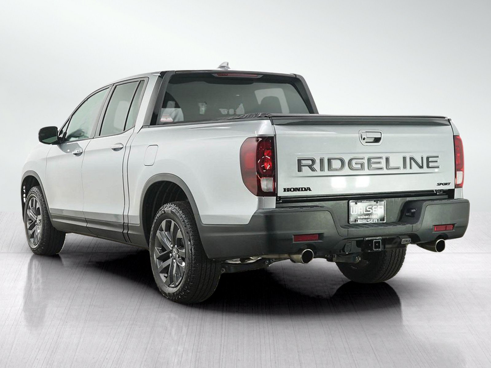 Used 2024 Honda Ridgeline Sport image 3