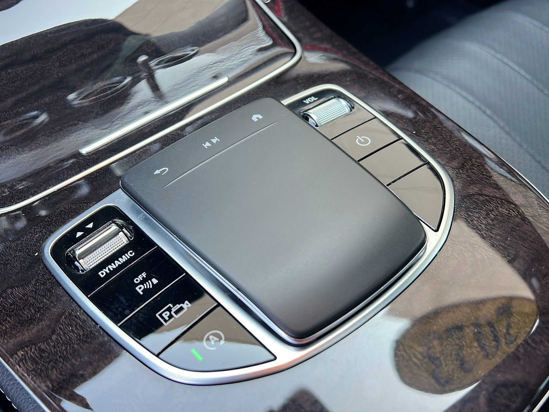 Used 2023 Mercedes-Benz E 350 4MATIC Sedan image 23