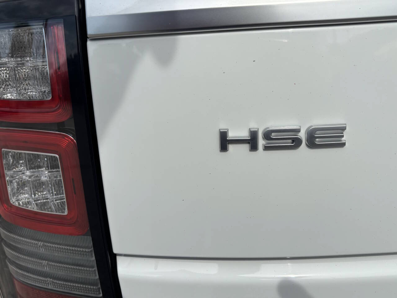 Used 2016 Land Rover Range Rover HSE AWD/4WD image 31