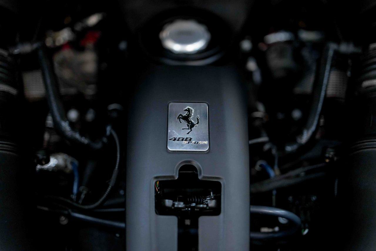 Used 2018 Ferrari 488 Spider image 92