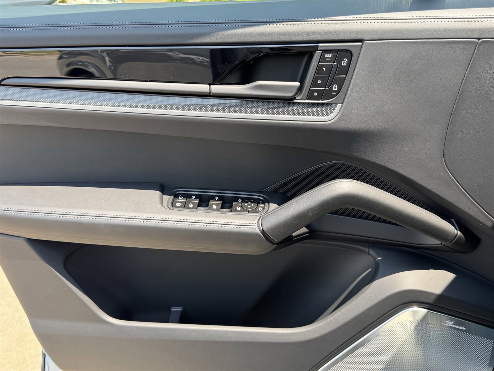 New 2025 Porsche Cayenne Turbo image 25