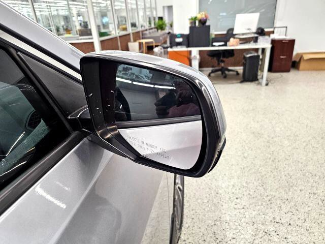 Used 2019 Acura RDX AWD w/ Advance Package image 40