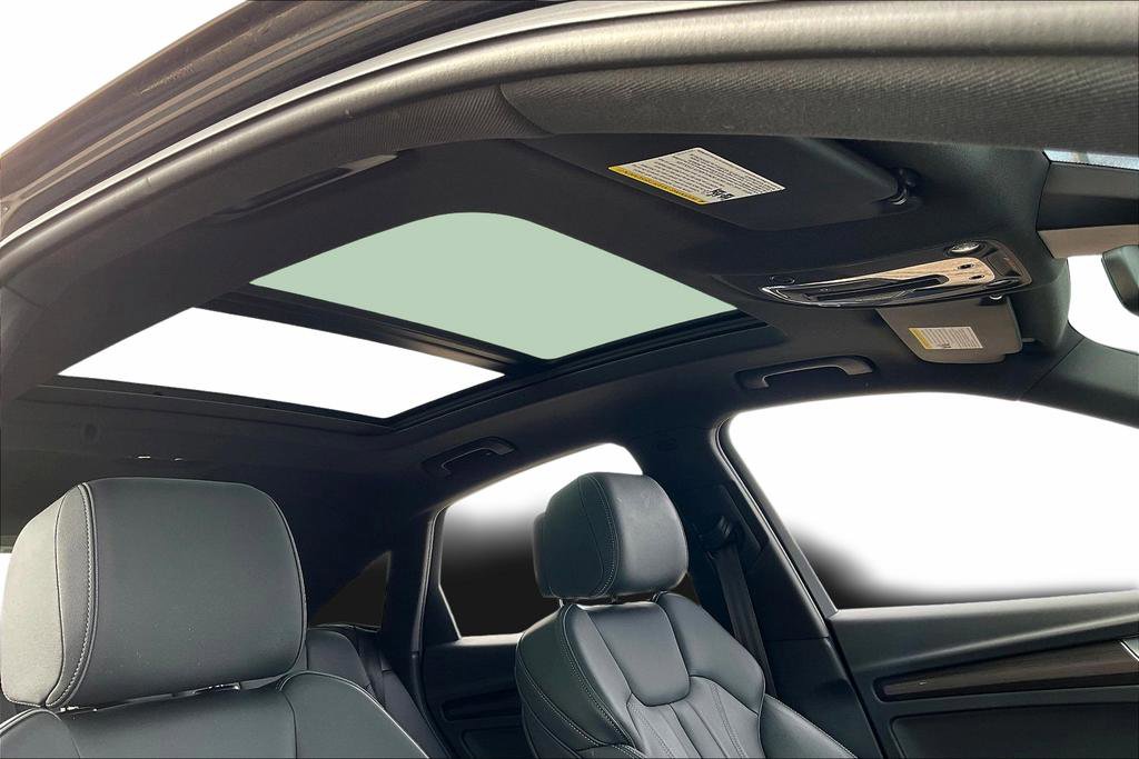 Used 2022 Audi Q5 2.0T Premium image 24