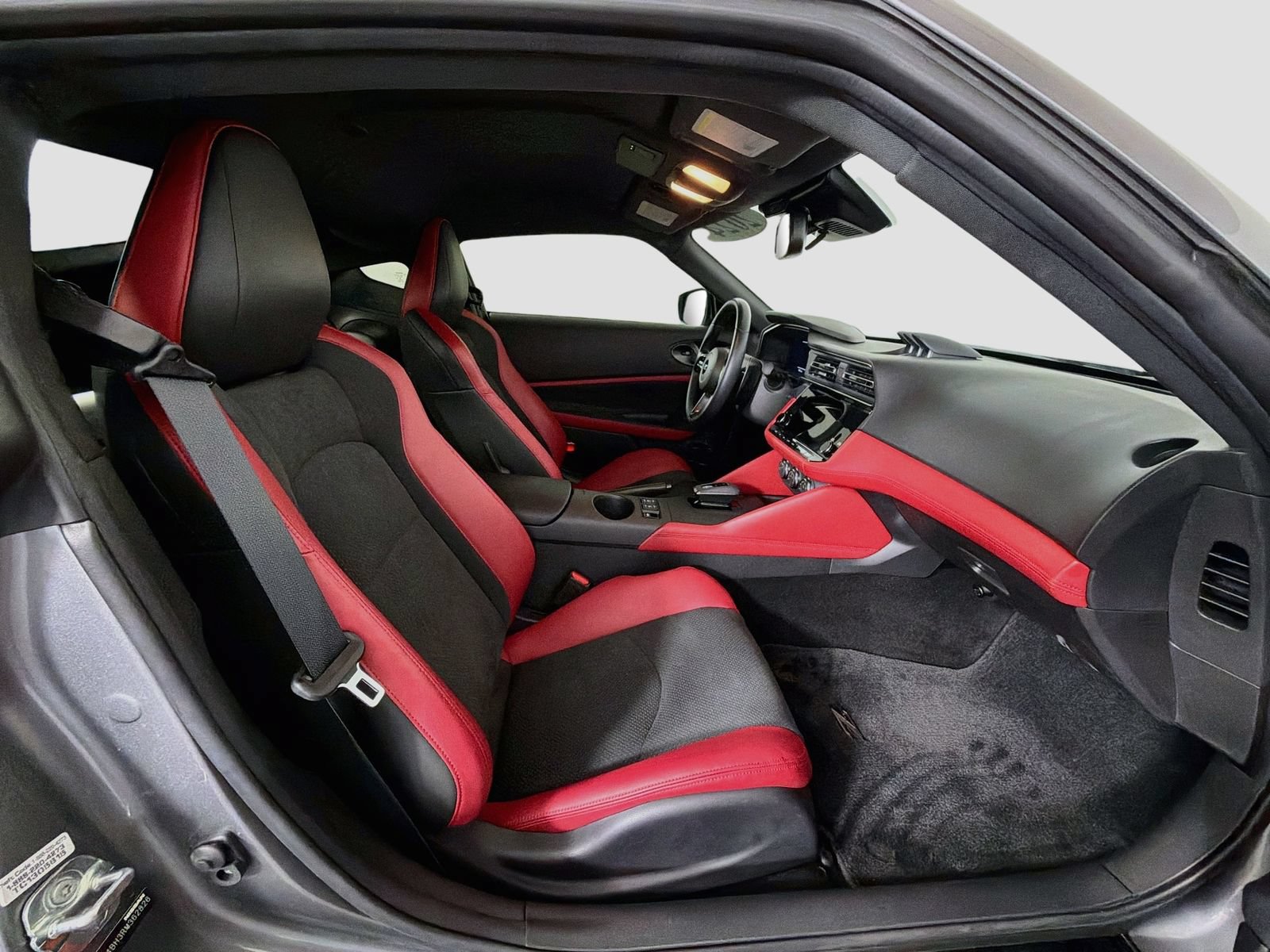 Used 2024 Nissan Z Performance w/ Floor Mat Package RWD image 29