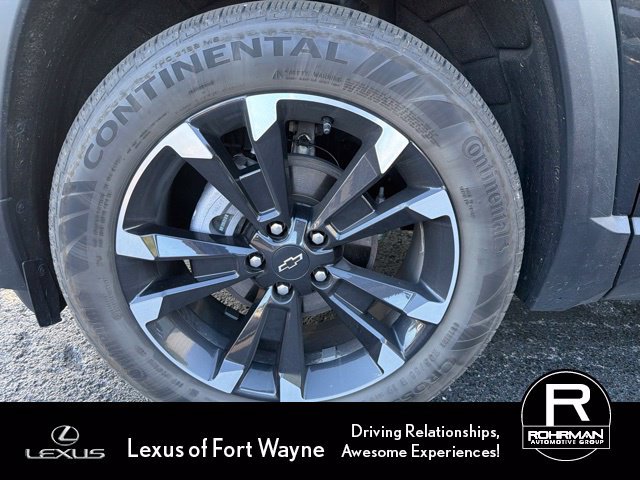 Used 2025 Chevrolet Equinox RS w/ Safety and Technology Package AWD/4WD image 10