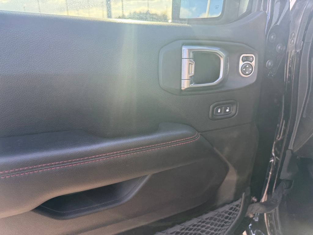 Used 2020 Jeep Gladiator Rubicon image 15