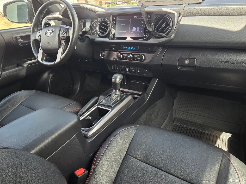 Used 2022 Toyota Tacoma TRD Sport w/ Technology Package RWD image 27