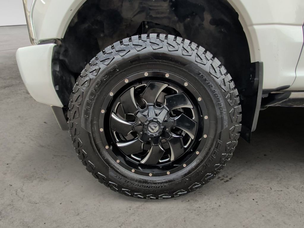 Used 2017 Ford F350 Platinum w/ Platinum Ultimate Package AWD/4WD image 14