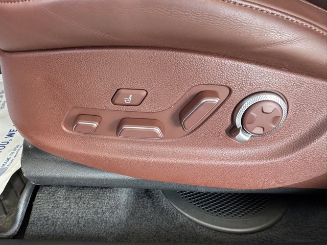 Used 2025 Genesis GV80 3.5T Prestige image 21