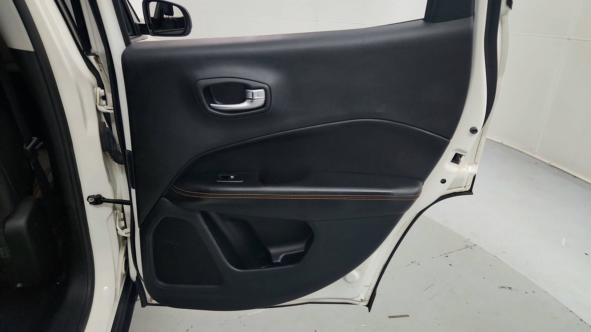 Used 2019 Jeep Compass Limited AWD/4WD image 26