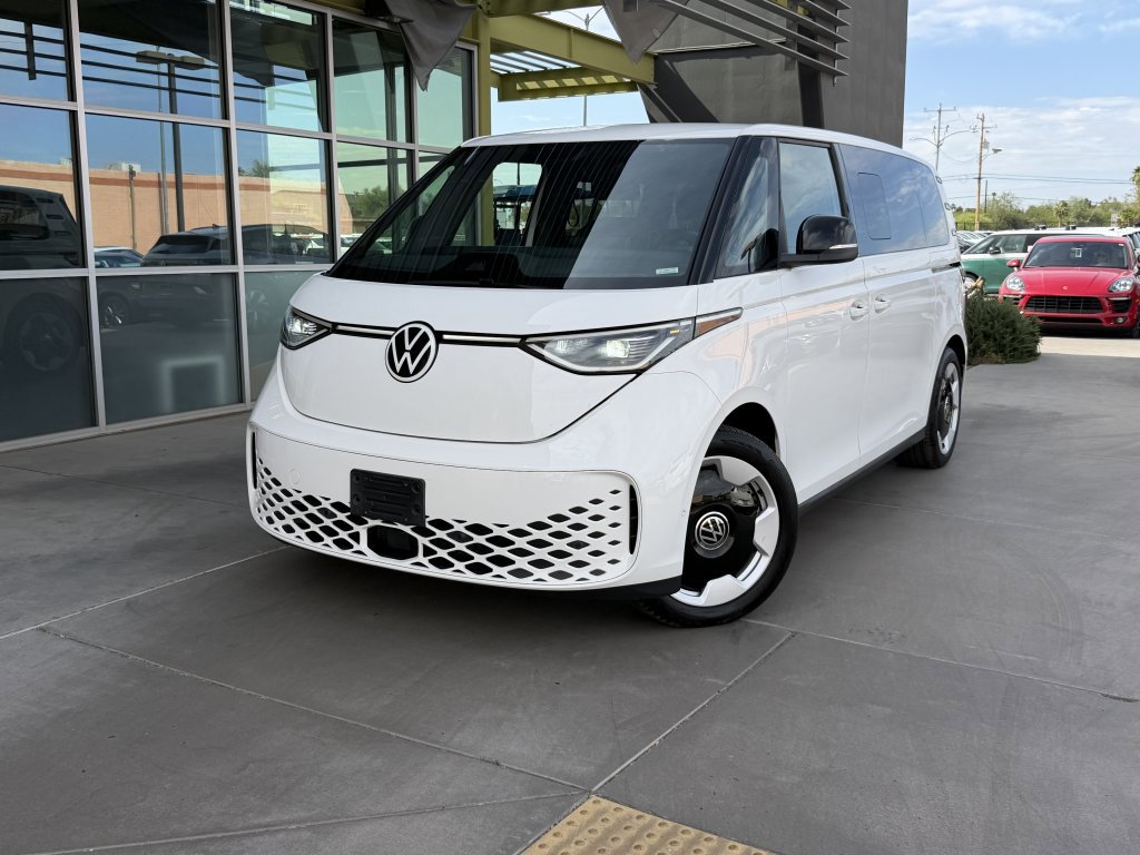 Used 2025 Volkswagen ID. Buzz Pro S RWD image 2