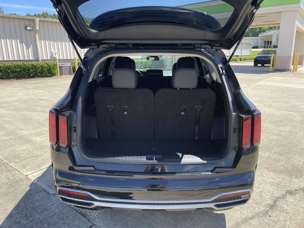 Used 2022 Kia Sorento S FWD image 10
