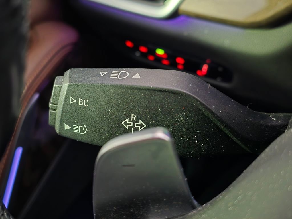 Used 2021 BMW X5 xDrive40i w/ M Sport Package image 19