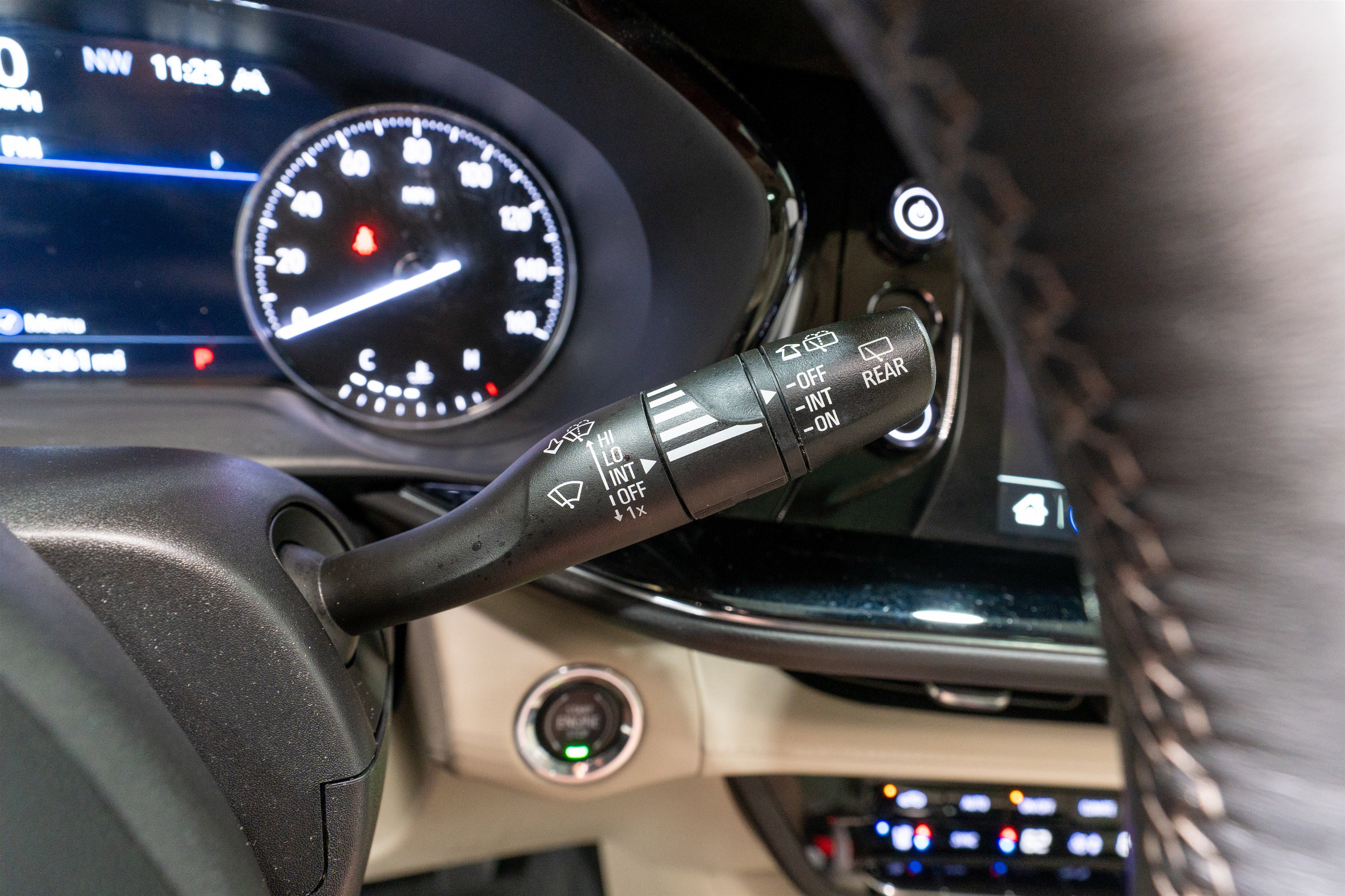 Used 2022 Buick Envision Avenir w/ Technology Package II image 30