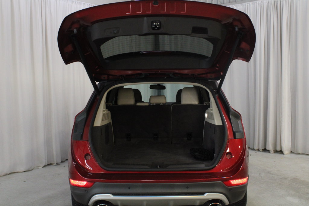 Used 2019 Lincoln MKC Premiere FWD image 31