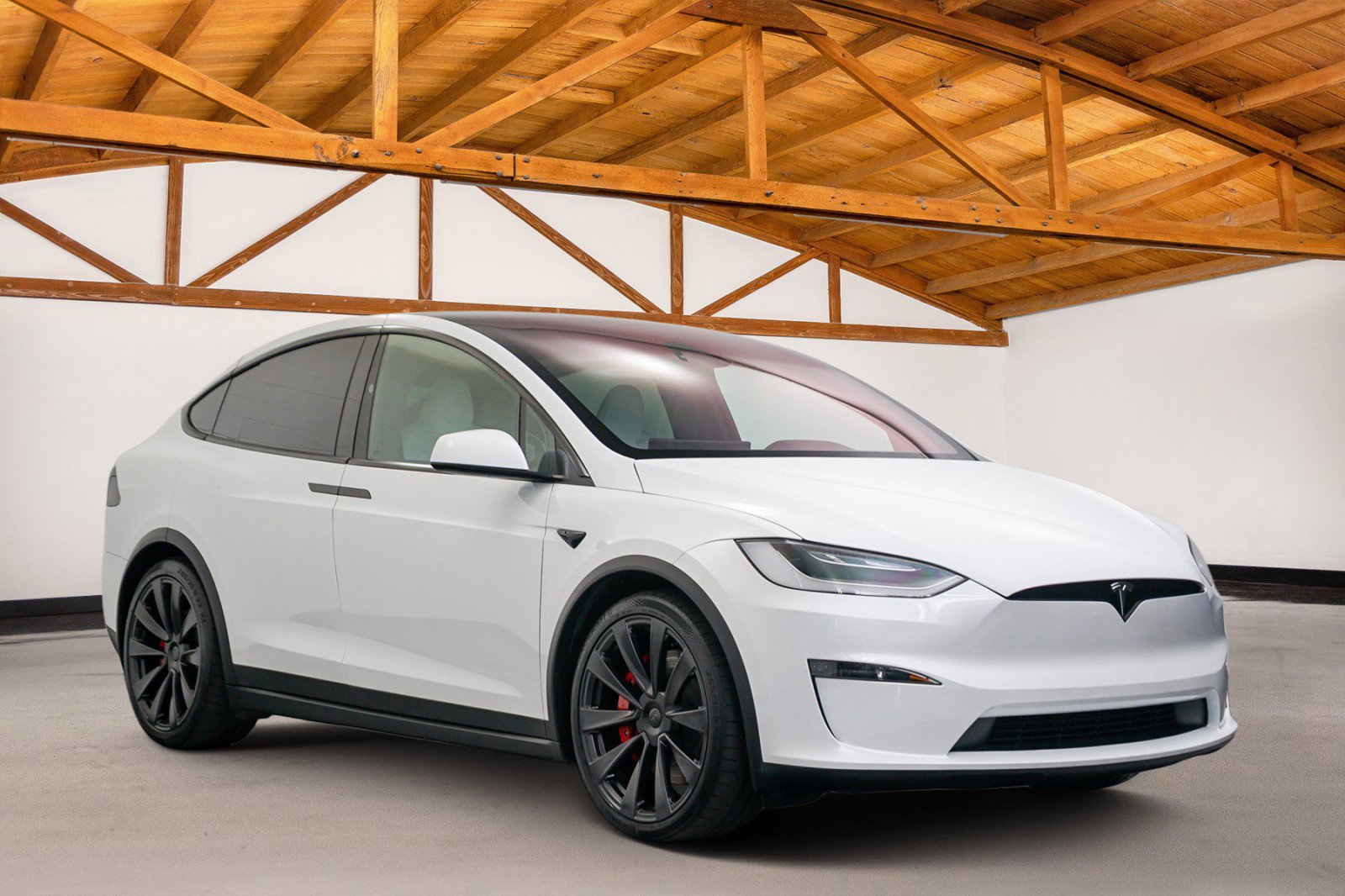 Used 2023 Tesla Model X Plaid image 7