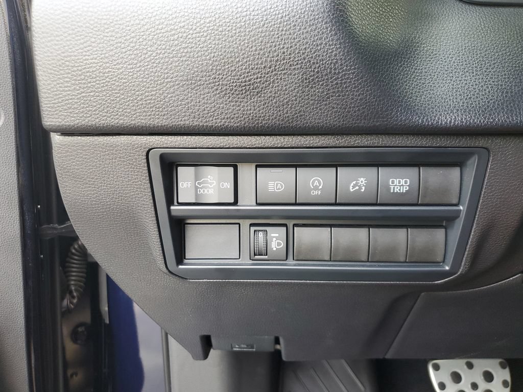Used 2025 Toyota Tundra SR5 w/ TRD Off-Road Package AWD/4WD image 28