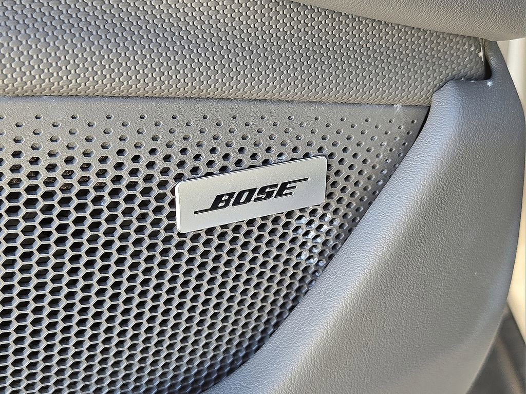 Used 2022 Porsche Taycan 4 Cross Turismo image 23