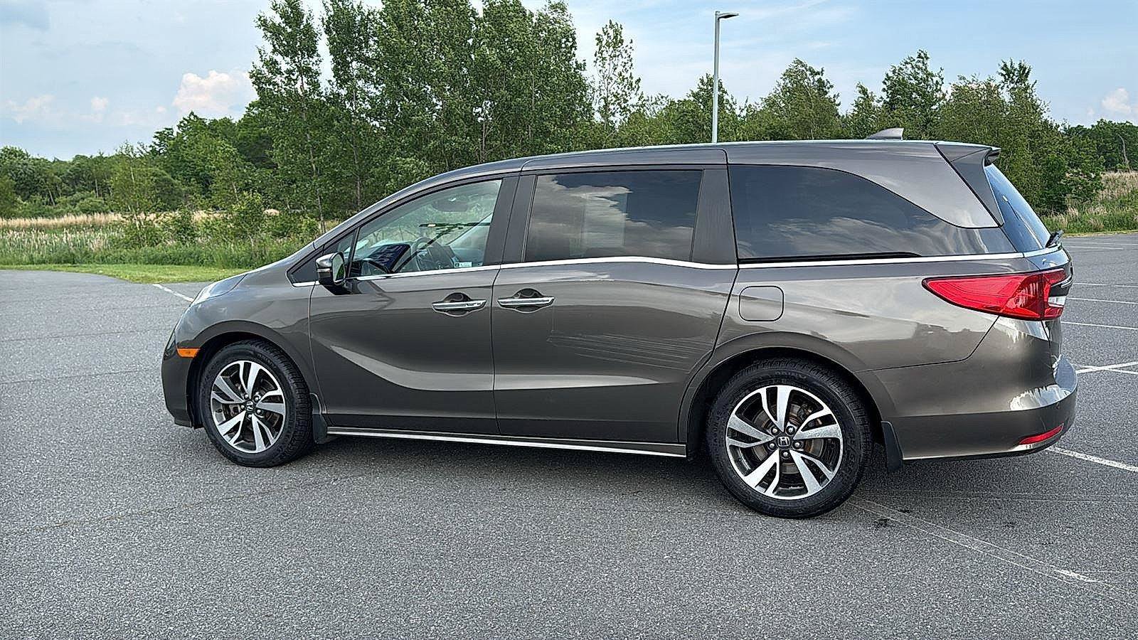 Used 2023 Honda Odyssey Touring image 10