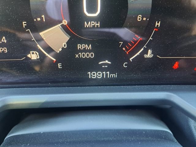 Used 2025 GMC Acadia Elevation FWD image 20