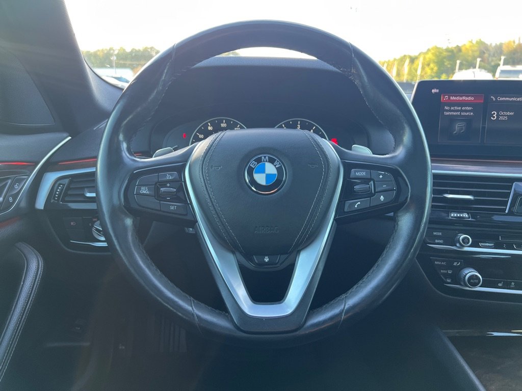Used 2018 BMW 530i xDrive image 18