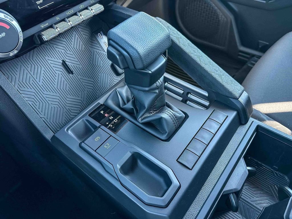 Used 2026 Toyota Tacoma SR image 33