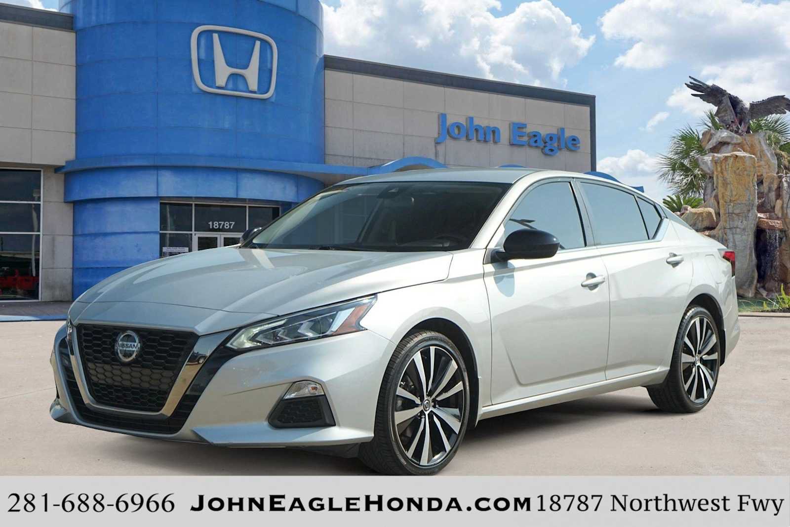 Used 2022 Nissan Altima 2.5 SR AWD/4WD image 1