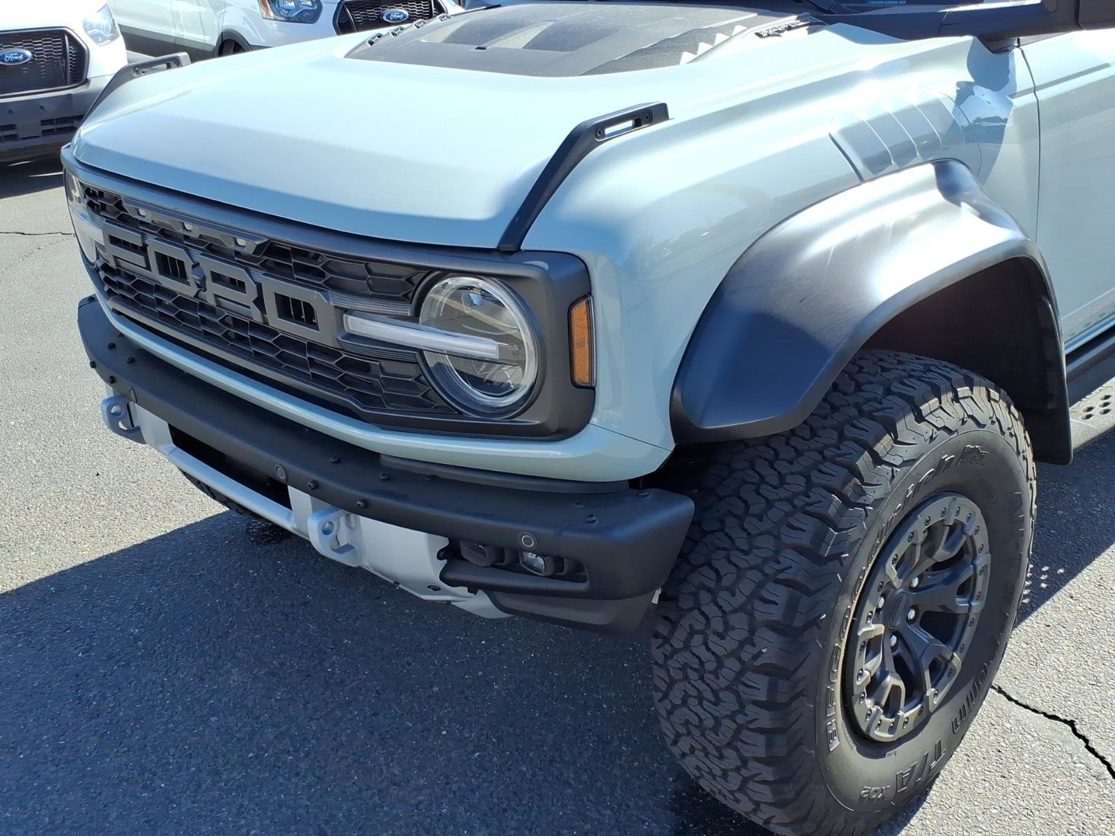 Used 2024 Ford Bronco Raptor w/ Interior Carbon Fiber Pack 6 AWD/4WD image 8