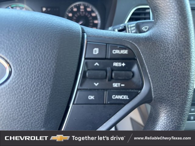 Used 2016 Hyundai Sonata SE image 25
