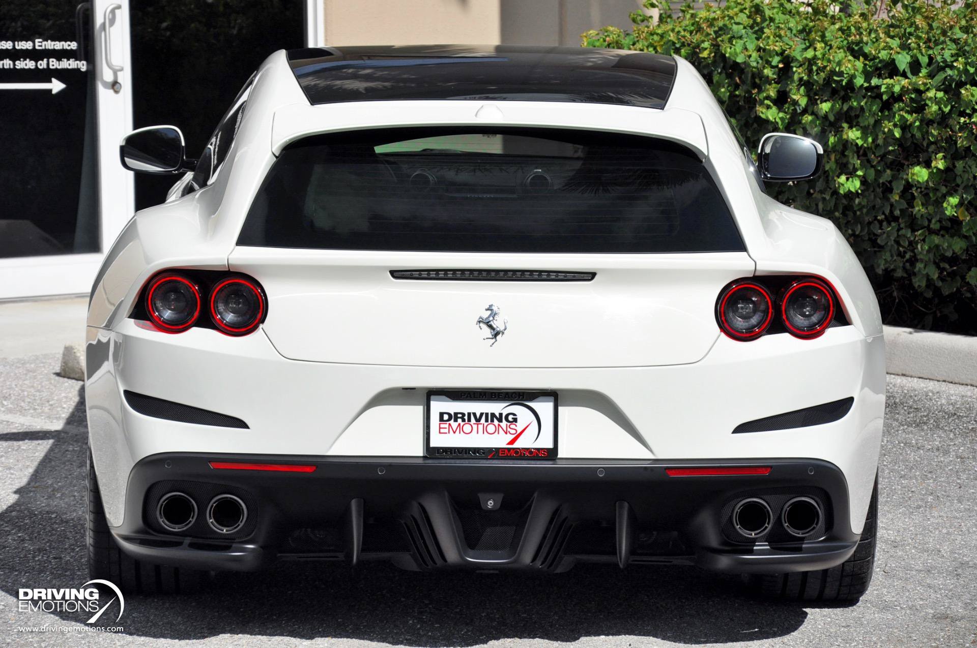 Used 2017 Ferrari GTC4Lusso AWD/4WD image 20