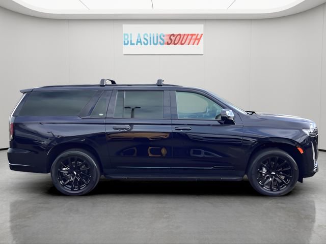 Used 2023 Cadillac Escalade ESV Sport Platinum w/ LPO, ONYX Package image 2