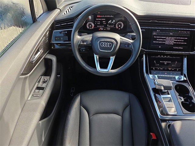 Certified 2025 Audi Q7 2.0T Premium w/ Convenience Plus Package image 12