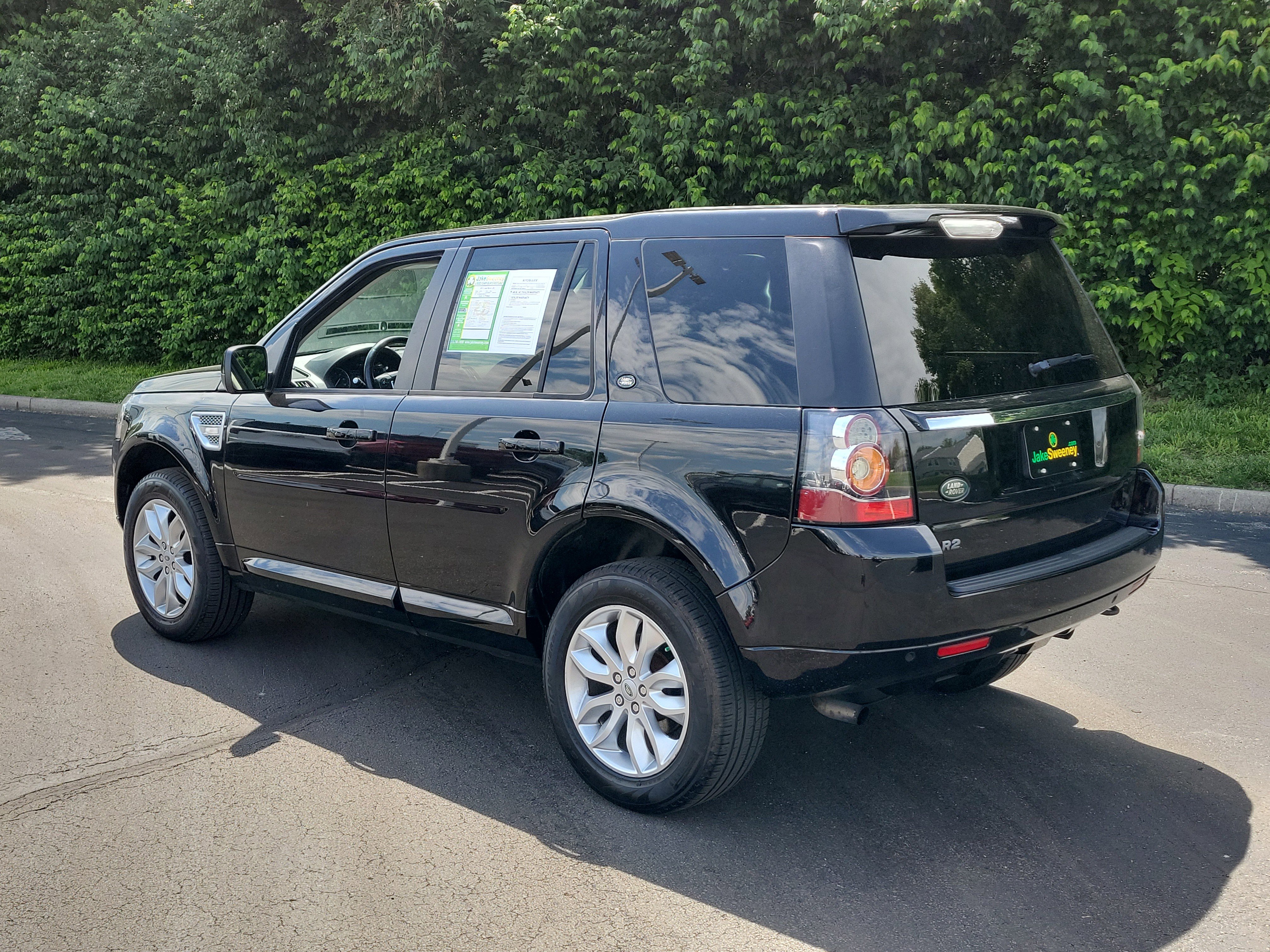 Used 2014 Land Rover LR2 AWD/4WD image 3