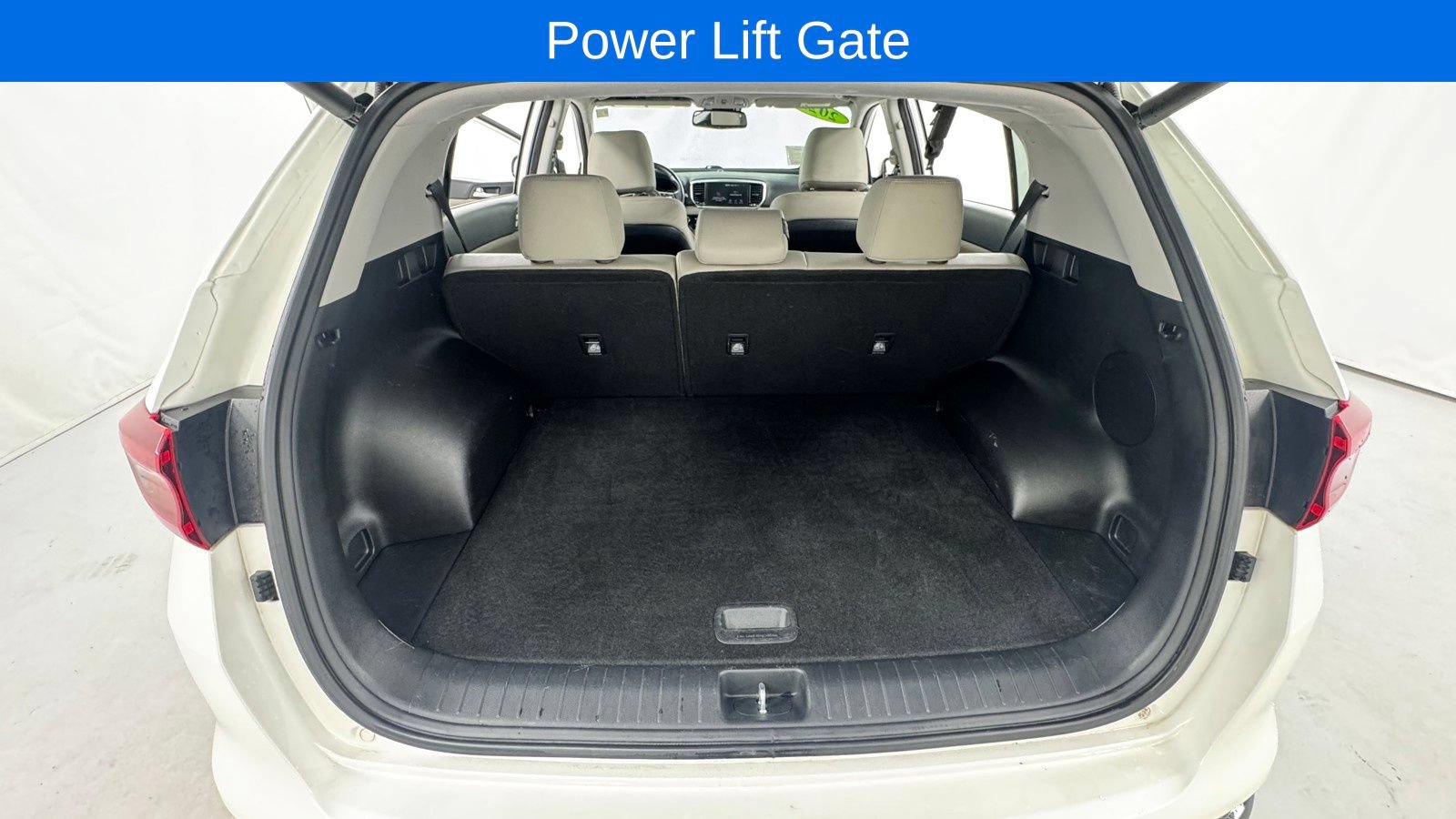 Used 2022 Kia Sportage EX w/ EX Technology Package FWD image 15