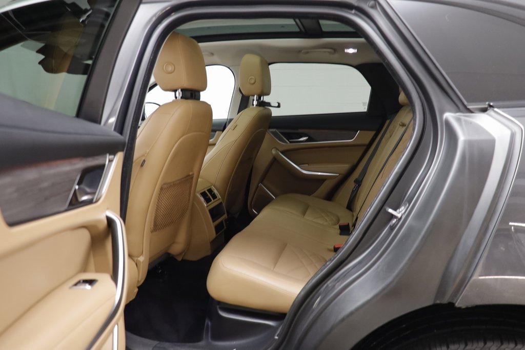 Used 2023 Jaguar F-PACE S image 15