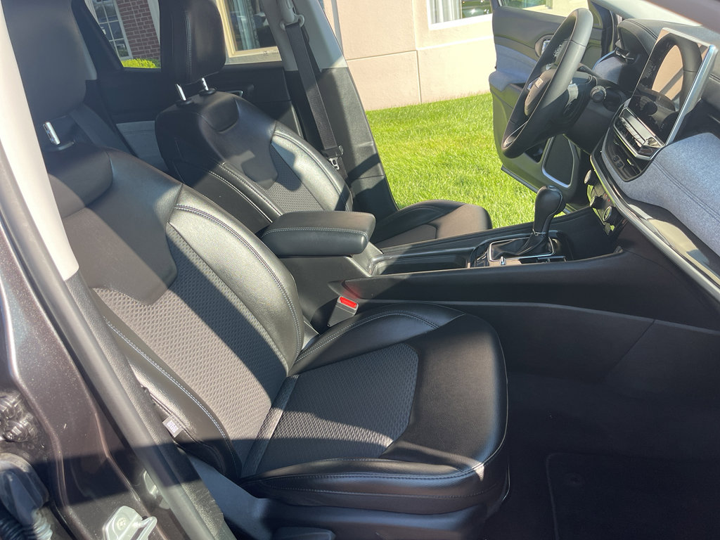 Used 2022 Jeep Compass Latitude image 28