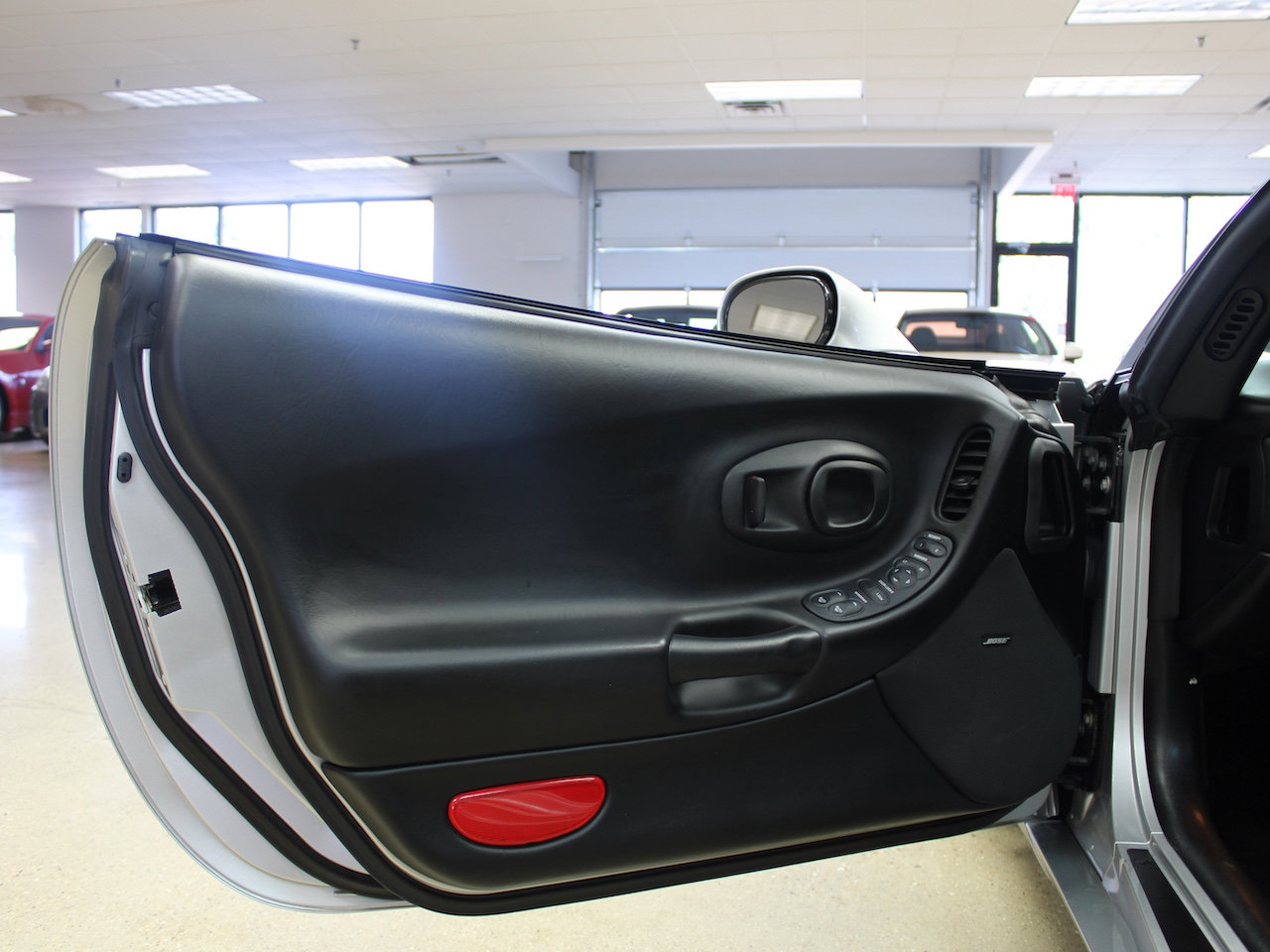 Used 2002 Chevrolet Corvette Convertible w/ Preferred Equipment Group1 image 23