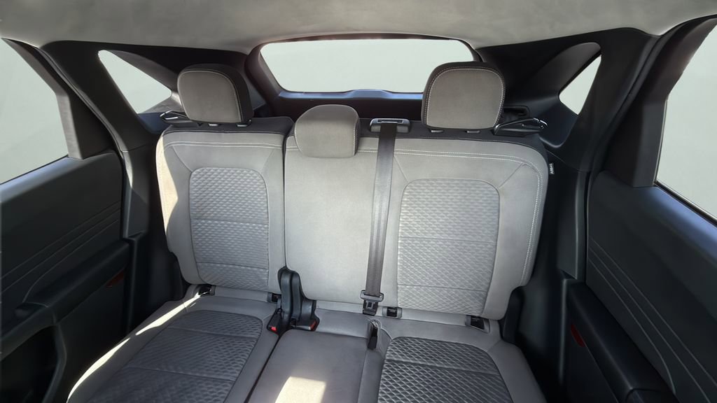 Used 2022 Ford Escape SE FWD image 12