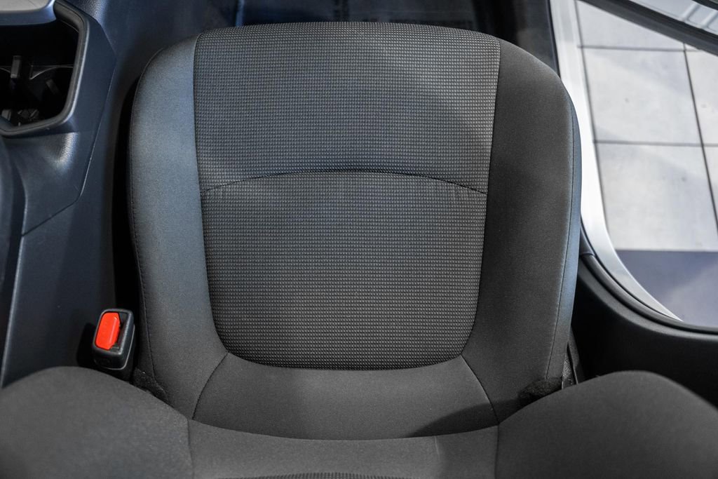 Used 2025 Toyota RAV4 LE image 27