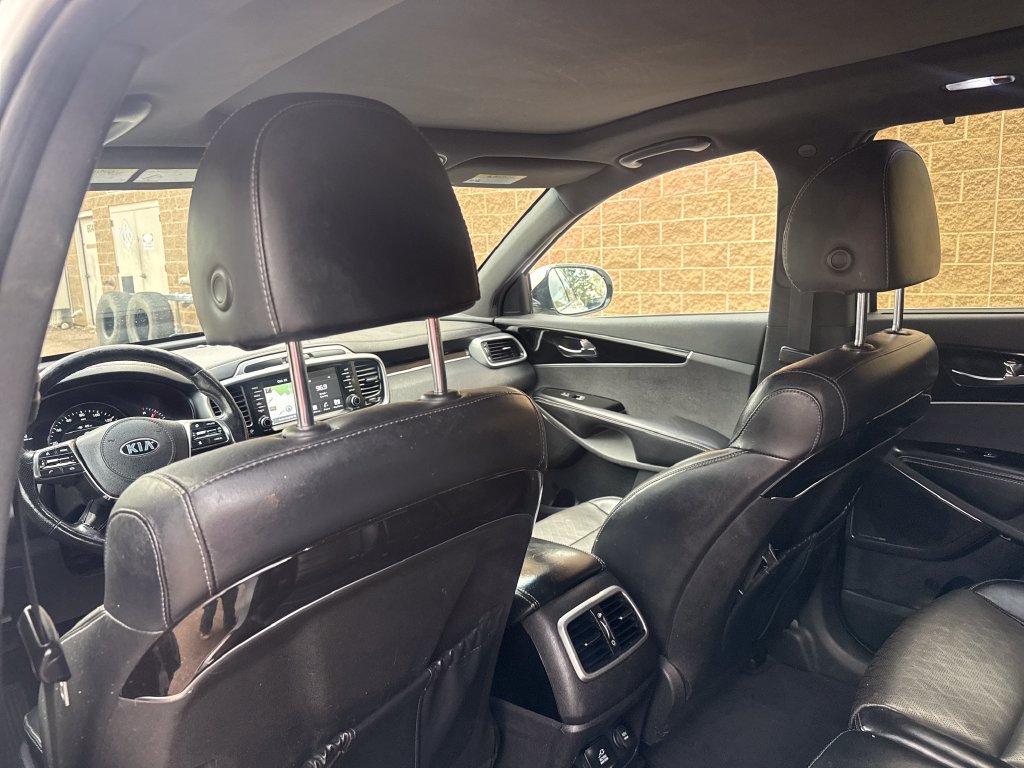 Used 2019 Kia Sorento SX AWD/4WD image 22