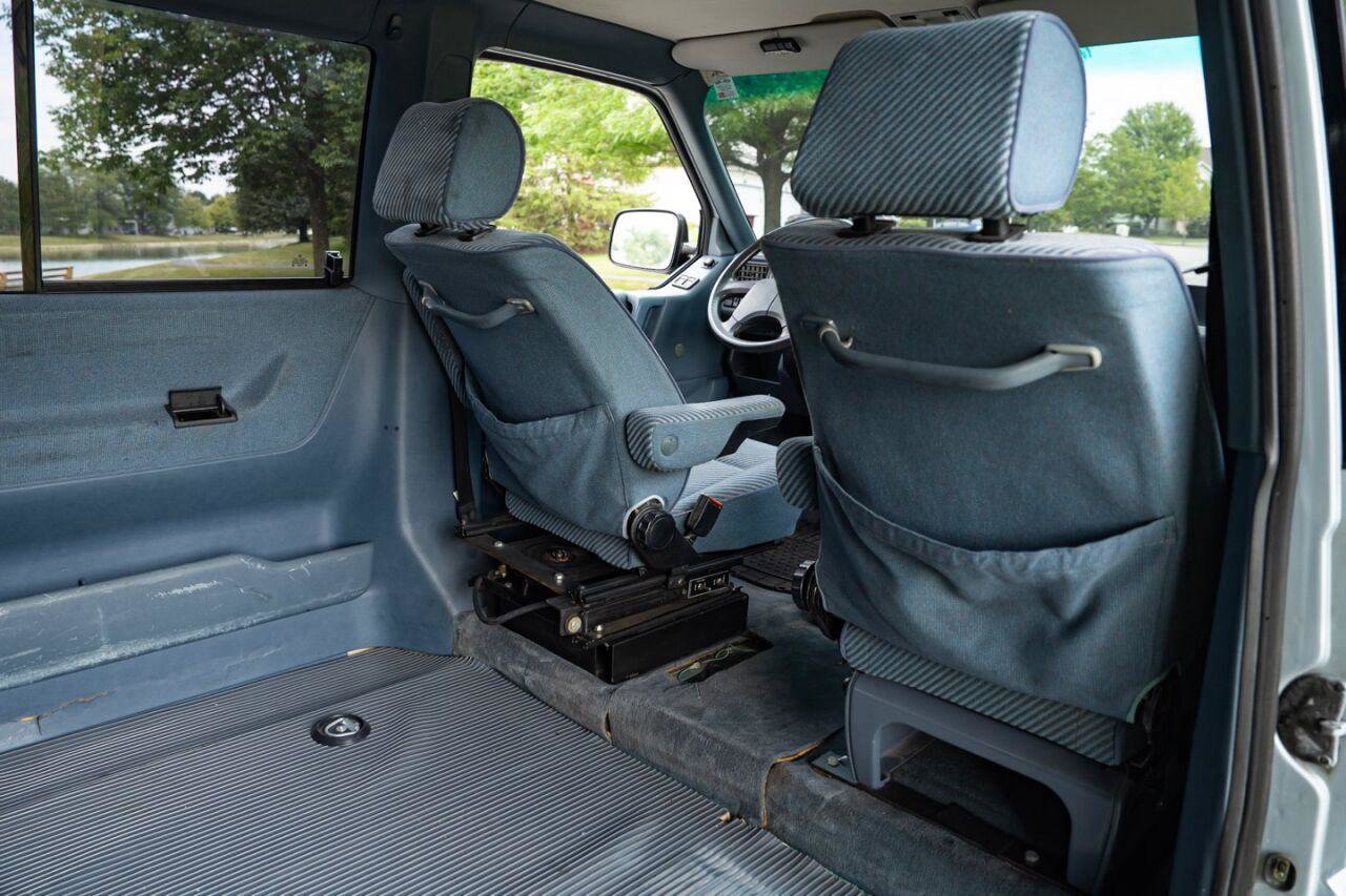 Used 1993 Volkswagen Eurovan GL image 36