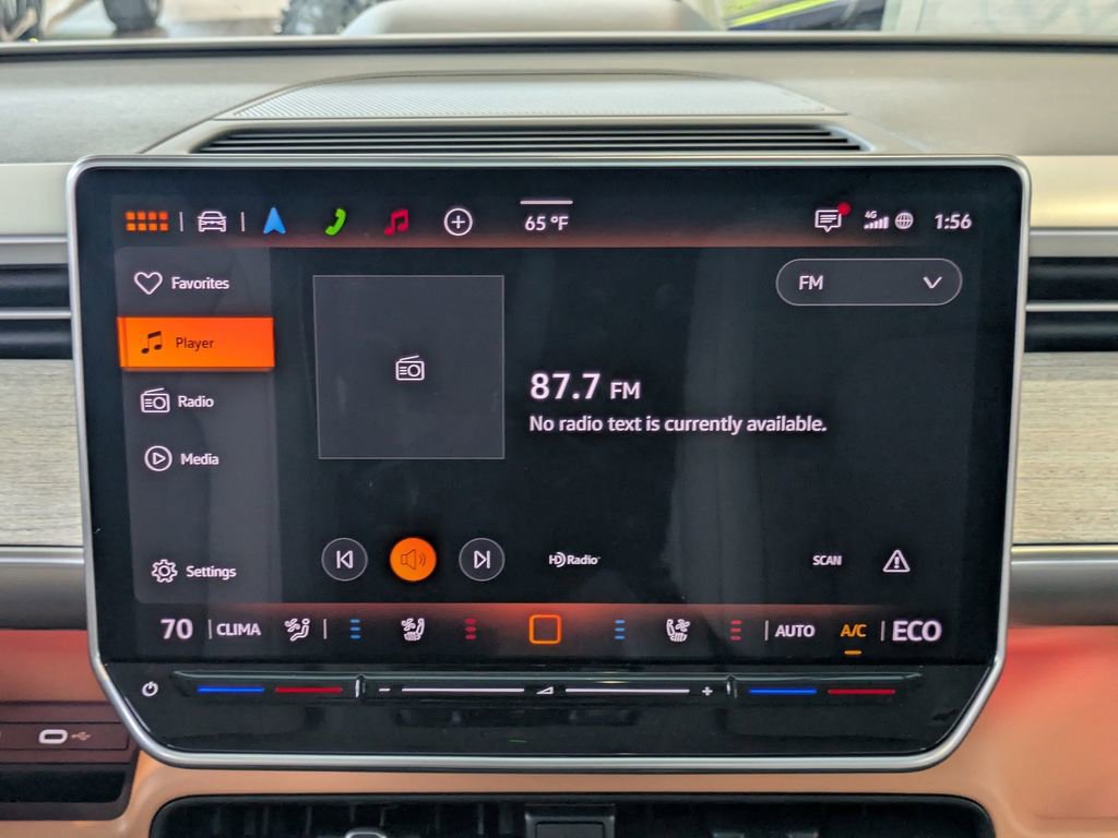 New 2025 Volkswagen ID. Buzz Pro S Plus image 15