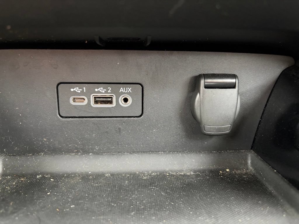 Used 2023 Nissan Altima 2.5 SR FWD image 28