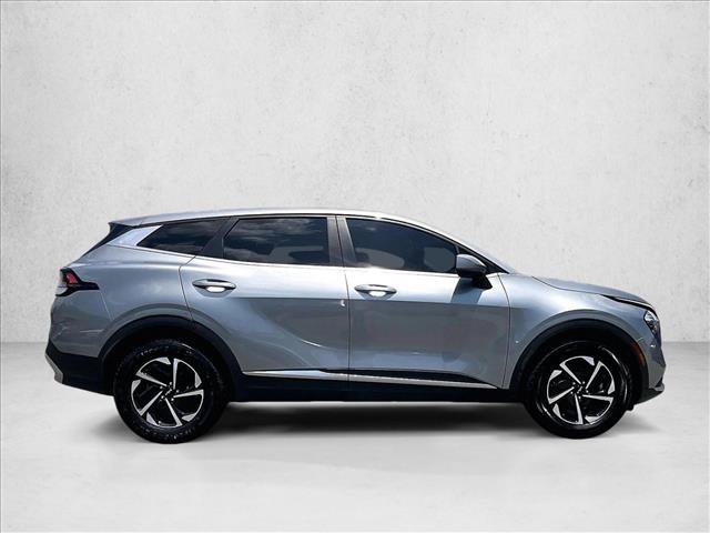 Used 2023 Kia Sportage LX FWD image 5